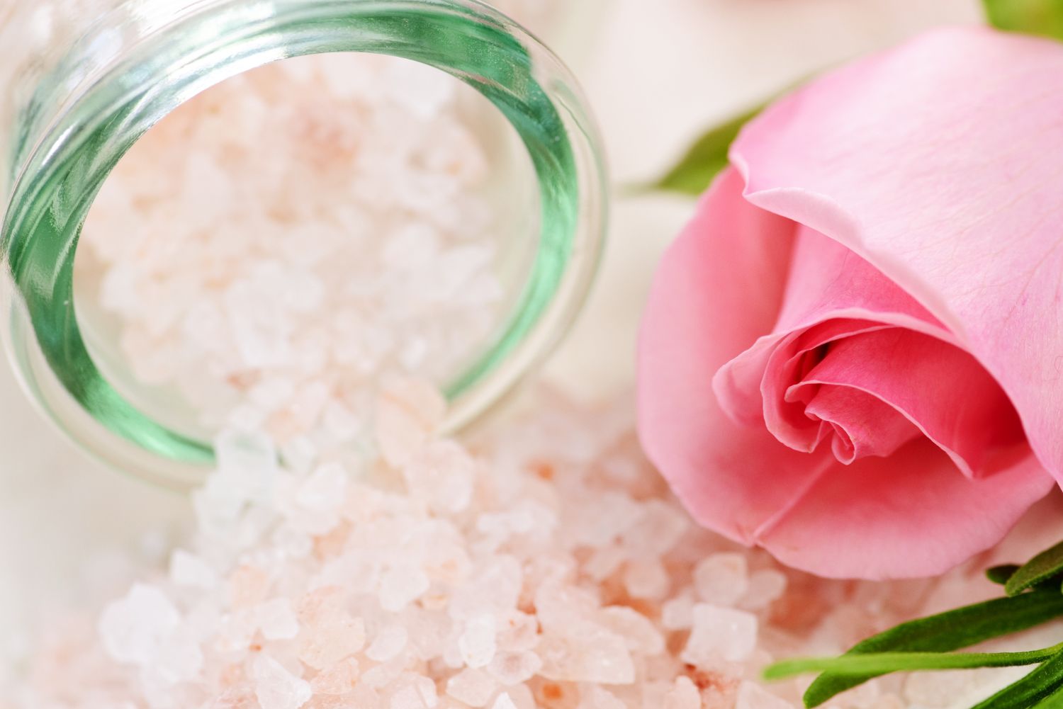 Why Crystal Candles give more benefits than ordinary candles