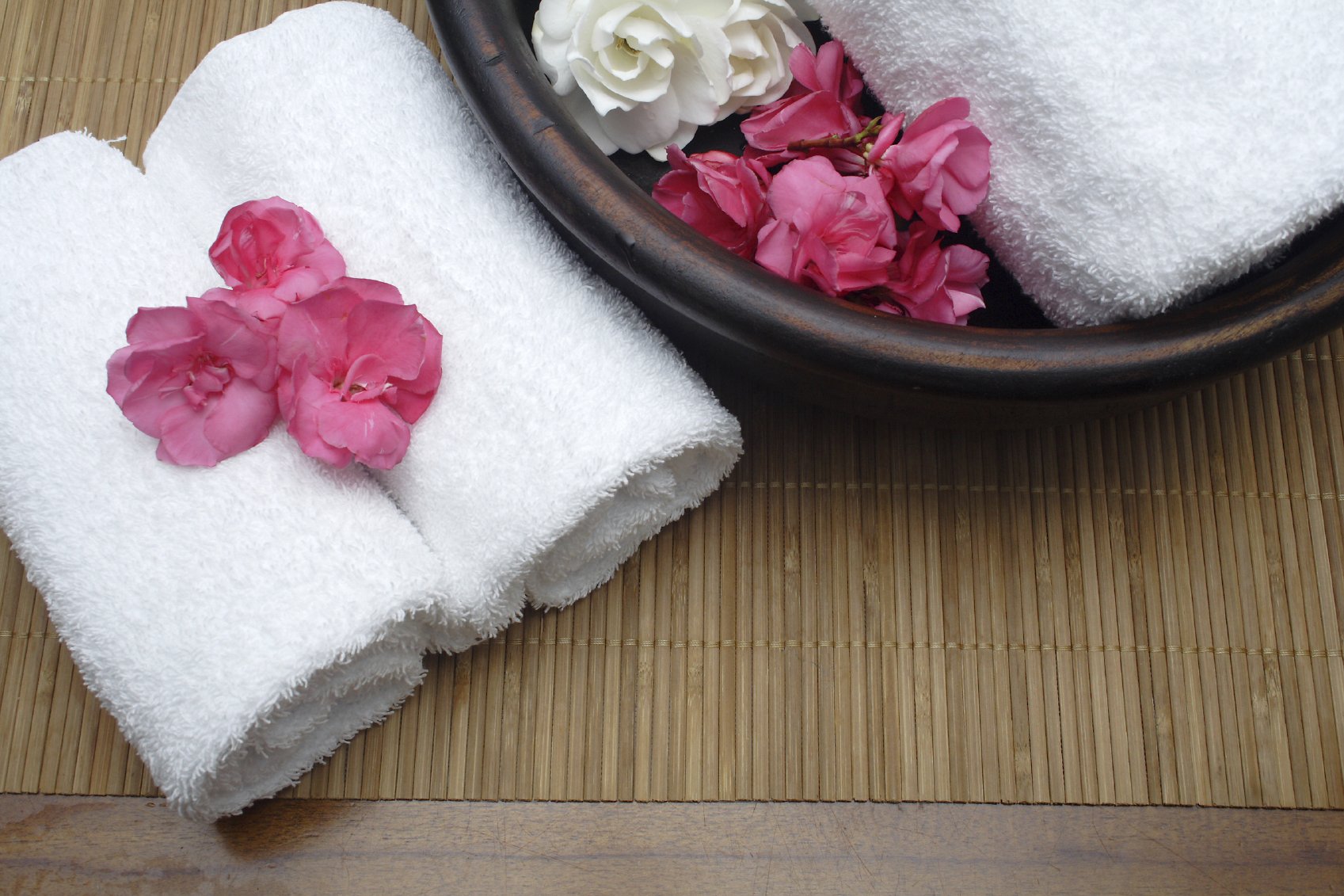 How to Achieve the Spa Look in Your Home Bathroom